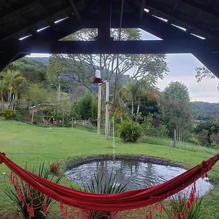Chale Amanhecer Hotell Santo Antônio do Pinhal Eksteriør bilde