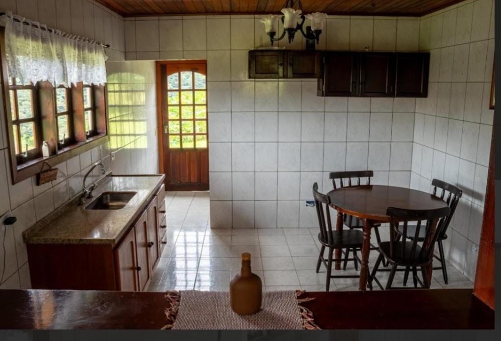 Chale Amanhecer Hotell Santo Antônio do Pinhal Eksteriør bilde